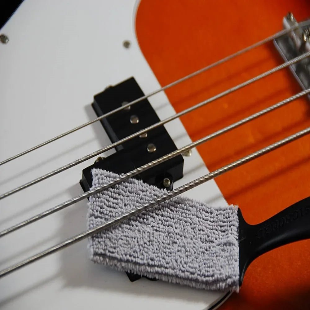 1PCS Guitar Care Brush – String Fingerboard Cleaning Dust Removal Brush, Double Head Musical Instrument Accessories - ZAMAR AUDIO SOLUTIONS