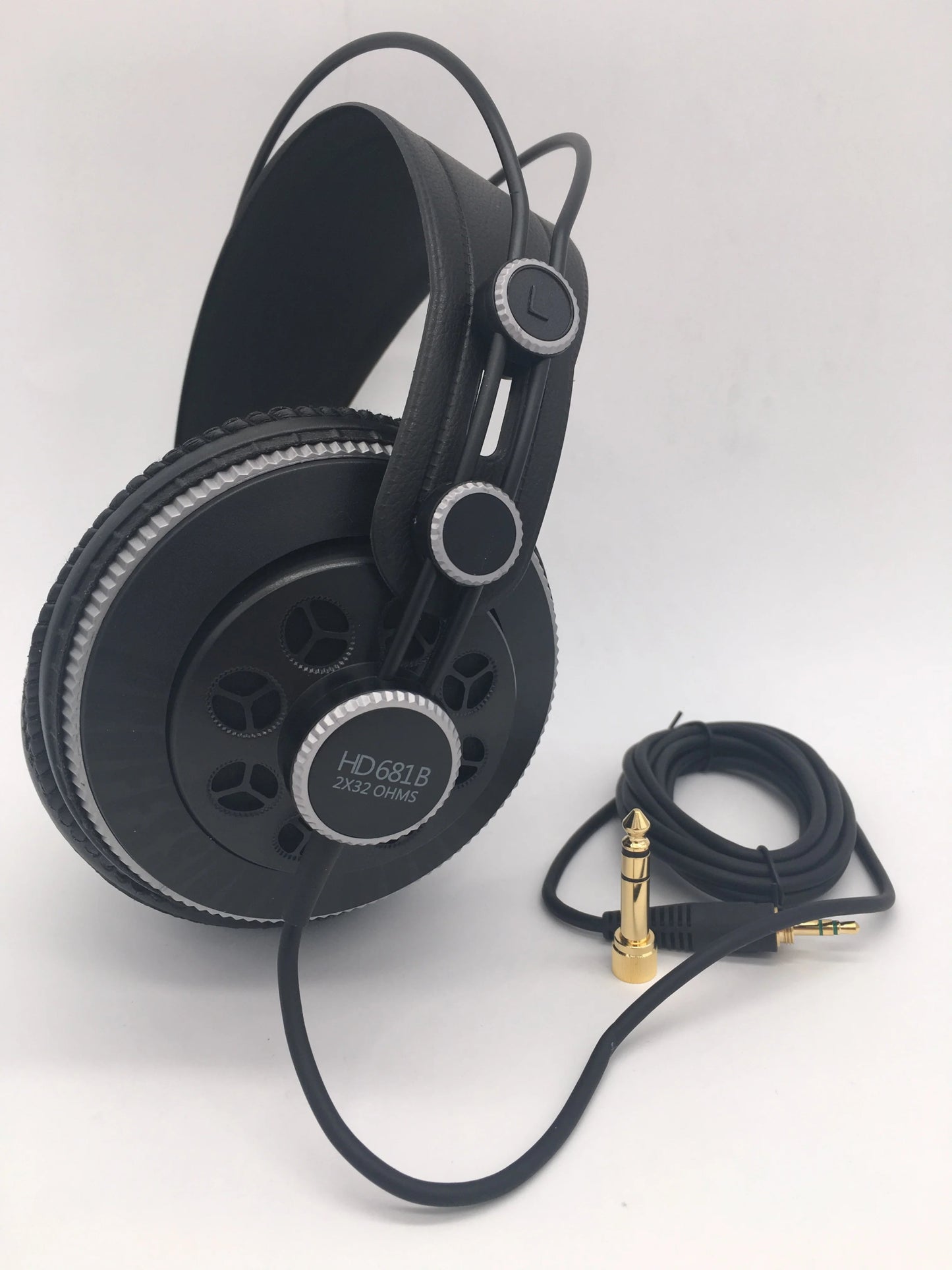 Professional Studio Headphones Superlux HD681B – Semi - Open Dynamic Stereo Monitoring Headset DJ HiFi Noise Cancelling Headphone - ZAMAR AUDIO SOLUTIONS