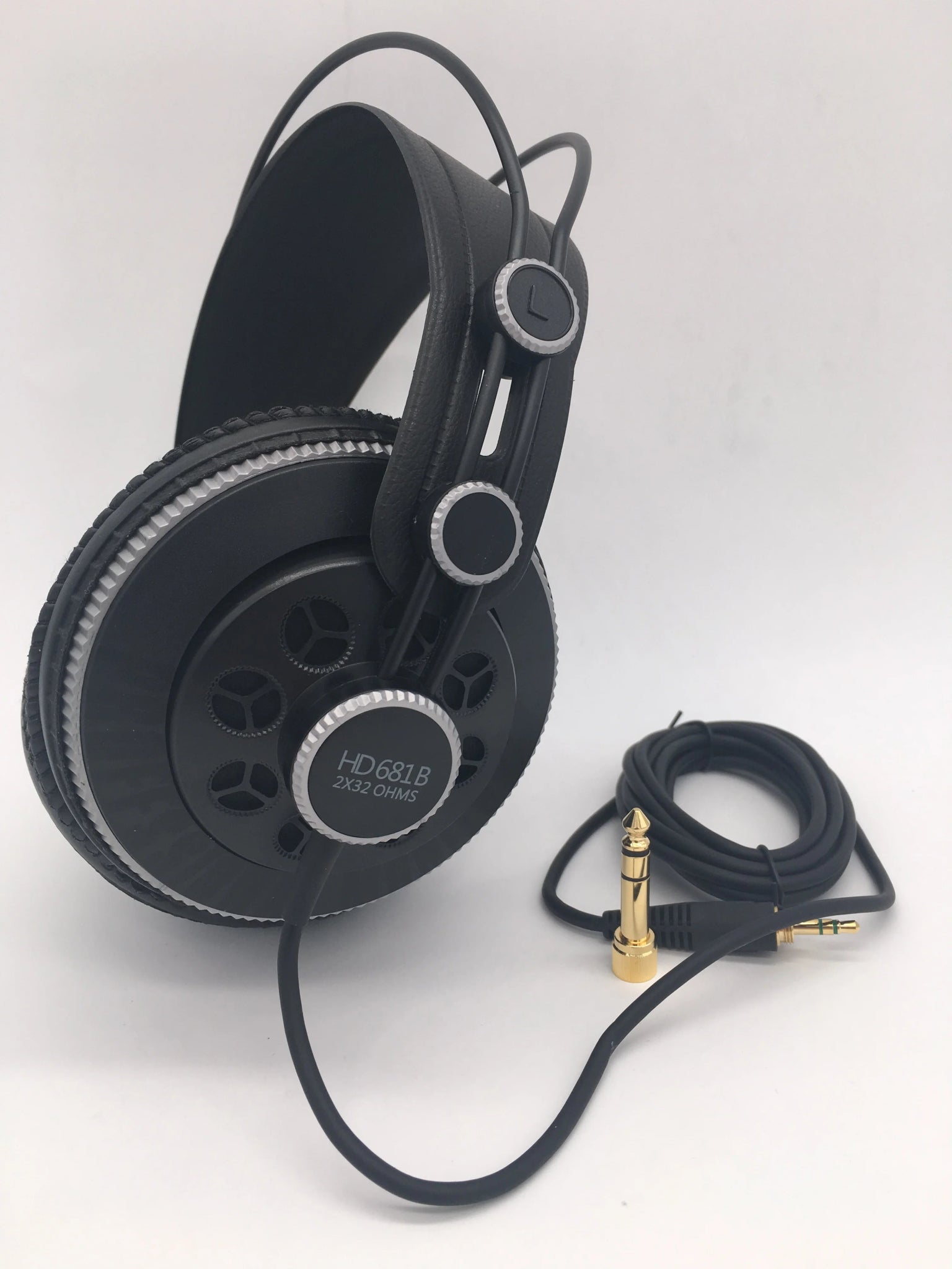 Professional Studio Headphones Superlux HD681B – Semi - Open Dynamic Stereo Monitoring Headset DJ HiFi Noise Cancelling Headphone - ZAMAR AUDIO SOLUTIONS