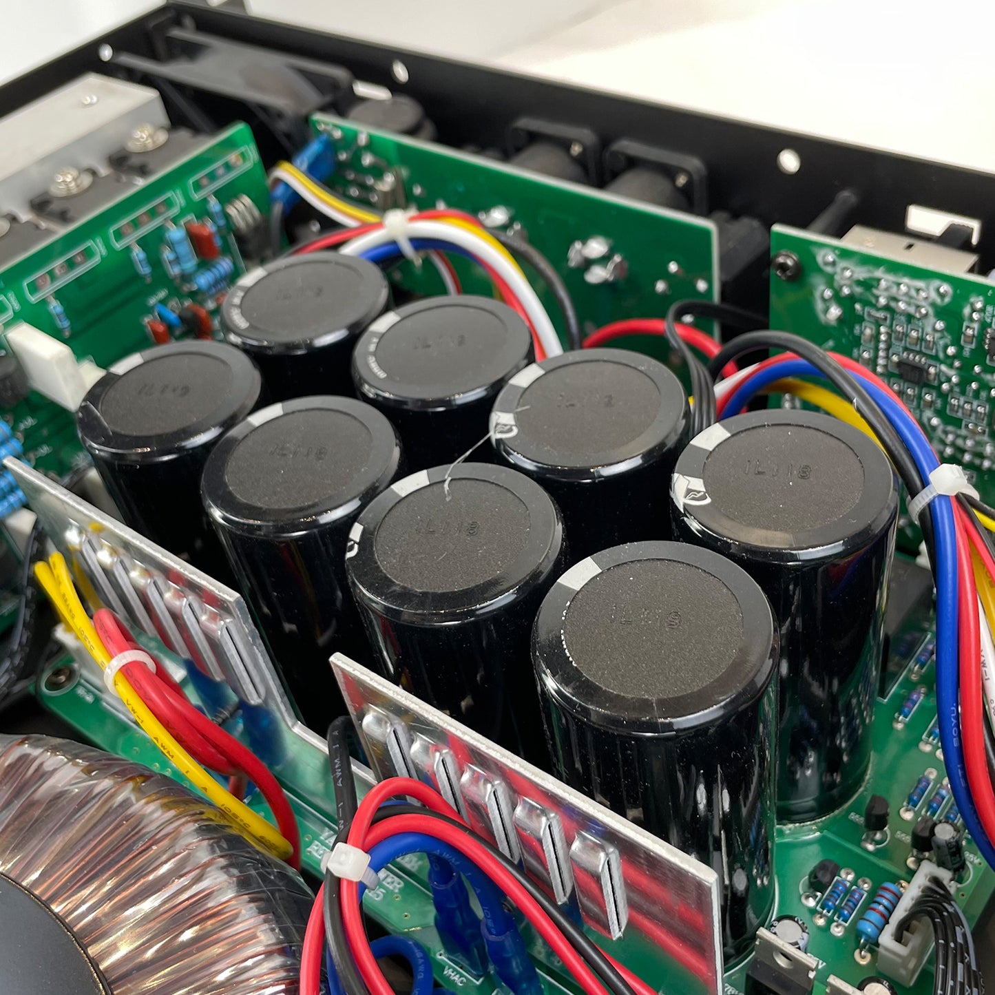 Yamaha P7000S Professional Power Amplifier — 2‑Channel 700W, Nairobi Delivery