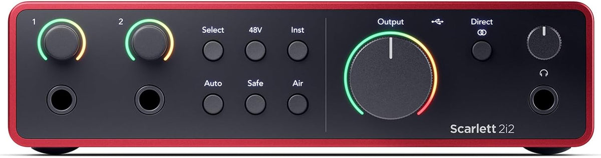 Focusrite Scarlett Solo 4th Gen Kenya — straight-on front panel view showing dual inputs, output knob and Direct monitor button