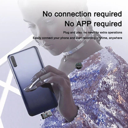 Forzago WM820 wireless lavalier mic Kenya – plug and play, no app required, woman recording directly to smartphone