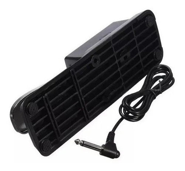 Musedo TB-005 sustain pedal Kenya — underside view showing ribbed rubber non-slip base and angled jack connector