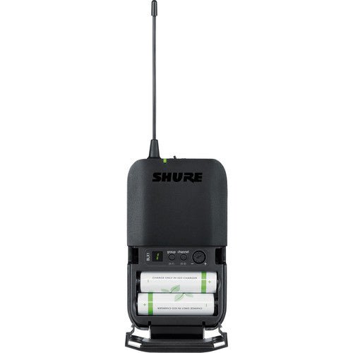 Shure BLX14/CVL wireless lavalier mic Kenya BLX4 receiver front panel with signal and battery indicators
