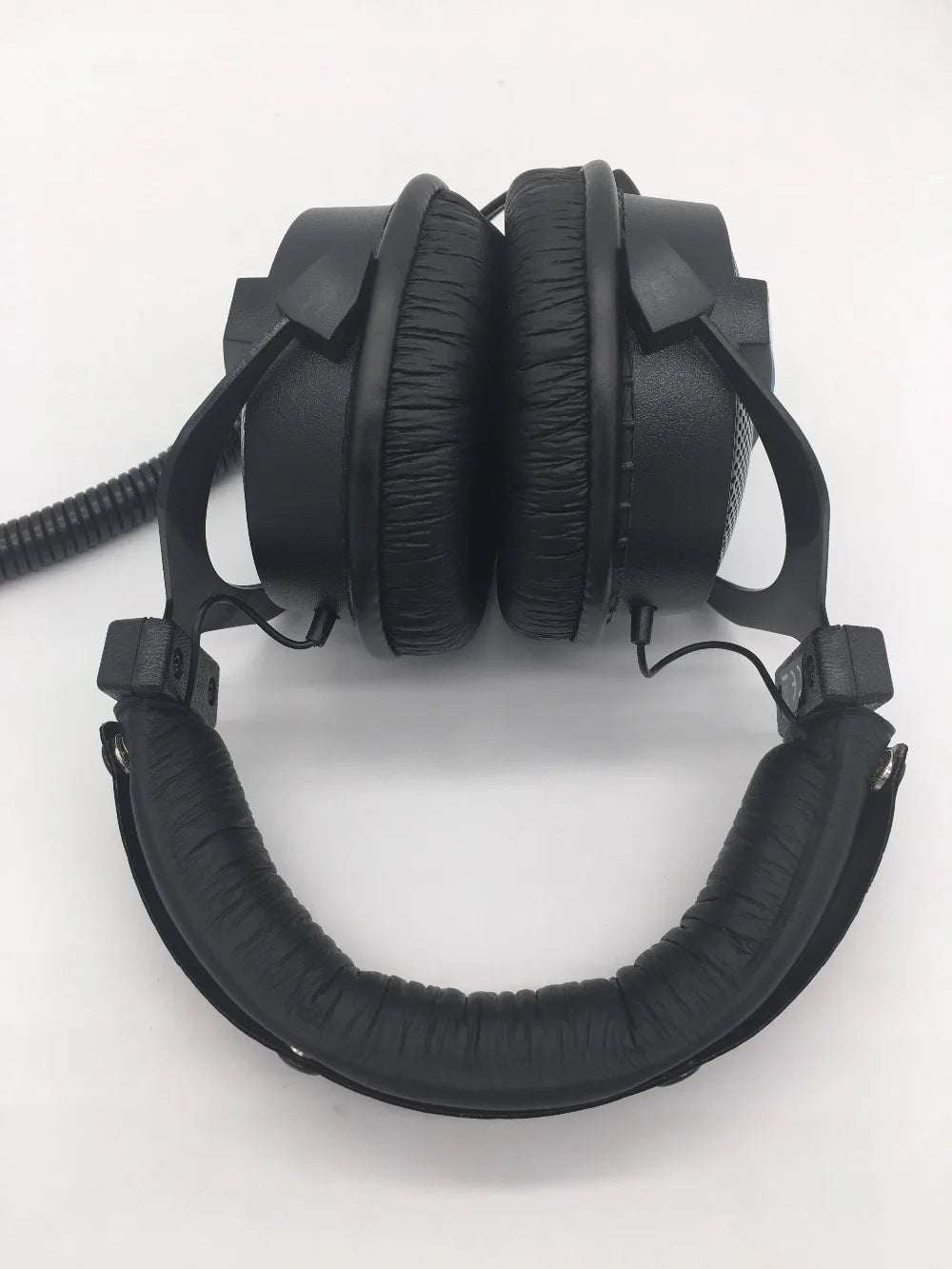 Superlux HD-330 Semi-Open Dynamic Audiophile Stereo Headphone – Soft Earmuff Recording Monitoring Gaming Music Headset - ZAMAR AUDIO SOLUTIONS